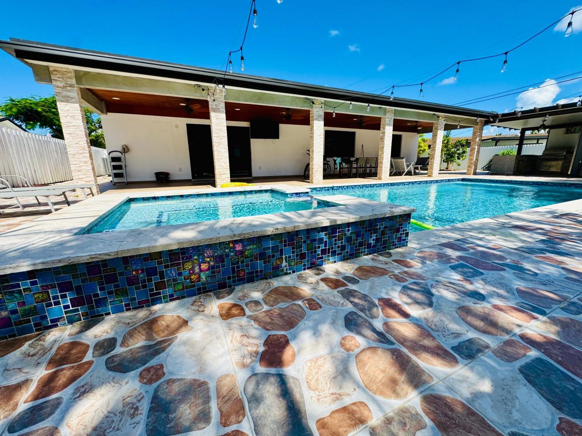Heated Pool Hot Tub Miami Villa Exteriör bild